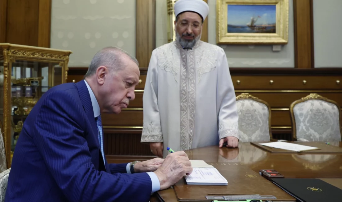 Cumhurbaşkanı Erdoğan, Diyanet İşleri Başkanı Safi Arpaguş’u kabul ederek kurban
