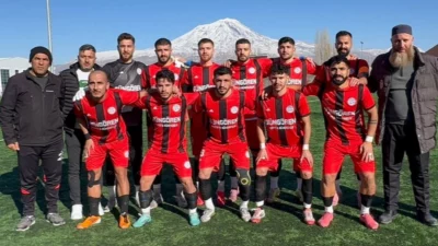 Ağrı’nın Doğubayazıt ilçesinde Bölgesel Amatör Lig mücadelesine çıkan Doğubayazıt FK,