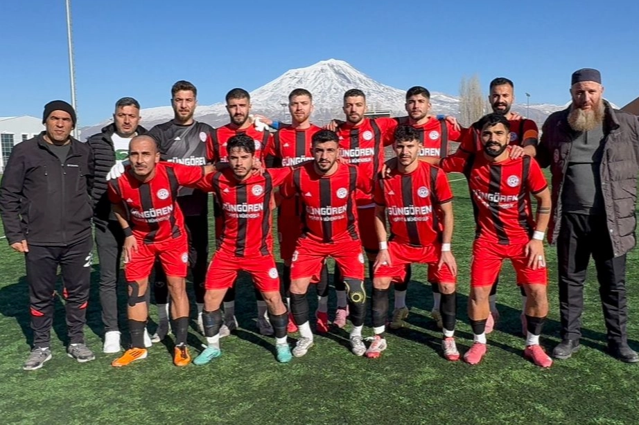 Ağrı’nın Doğubayazıt ilçesinde Bölgesel Amatör Lig mücadelesine çıkan Doğubayazıt FK,