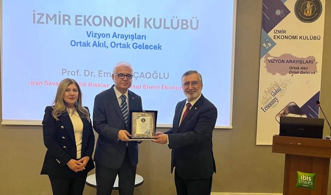 İzmir Ekonomi Kulübü’nün düzenlediği “Ortak Gelecek için Ortak Akıl, Vizyon