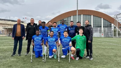 Ampute Futbol Süper Ligi 19. hafta mücadelesinde Gebze Belediyesi Ampute