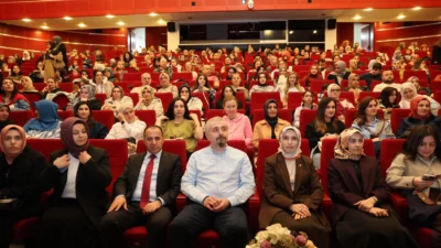 Kocaeli'de Gebze Belediyesi tarafından hayata geçirilen Gebze Okur Projesi kapsamında,