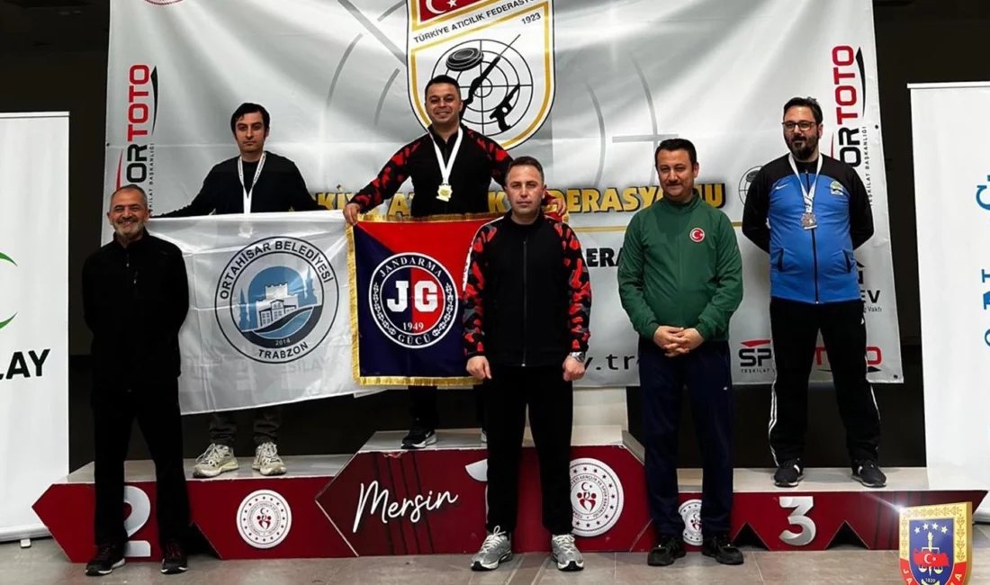 Mersin’in Erdemli ilçesinde düzenlenen Tüm Dallar Ateşli Silahlar Türkiye Şampiyonası’nda