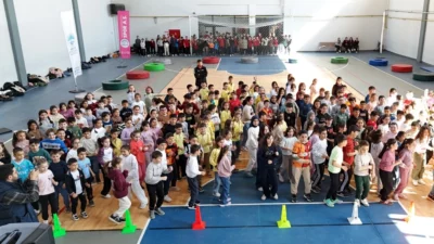 Kayseri Büyükşehir Belediyesi Spor A.Ş., Develi’de düzenlediği etkinlikle 550 öğrenciyi