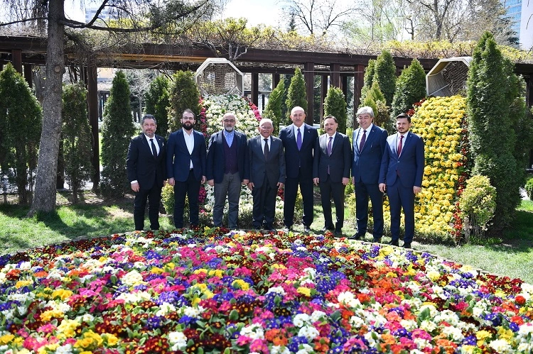 Kayseri Büyükşehir Belediye Başkanı Dr. Memduh Büyükkılıç, önceki dönem Dışişleri