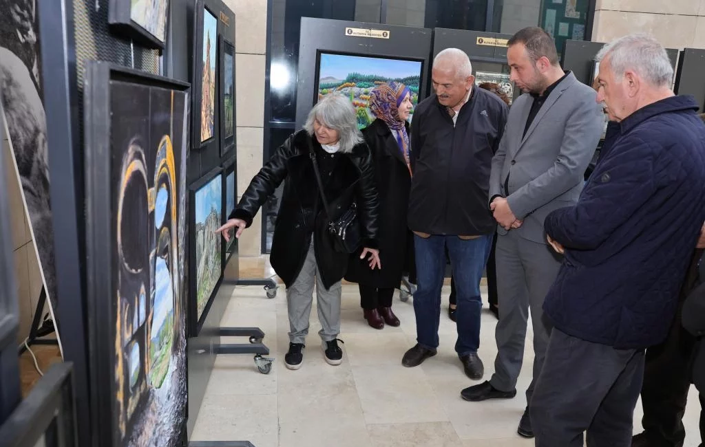 Kütahya Belediyesi ile KÜSAD iş birliğinde hazırlanan “Kayalar Arasında Bir