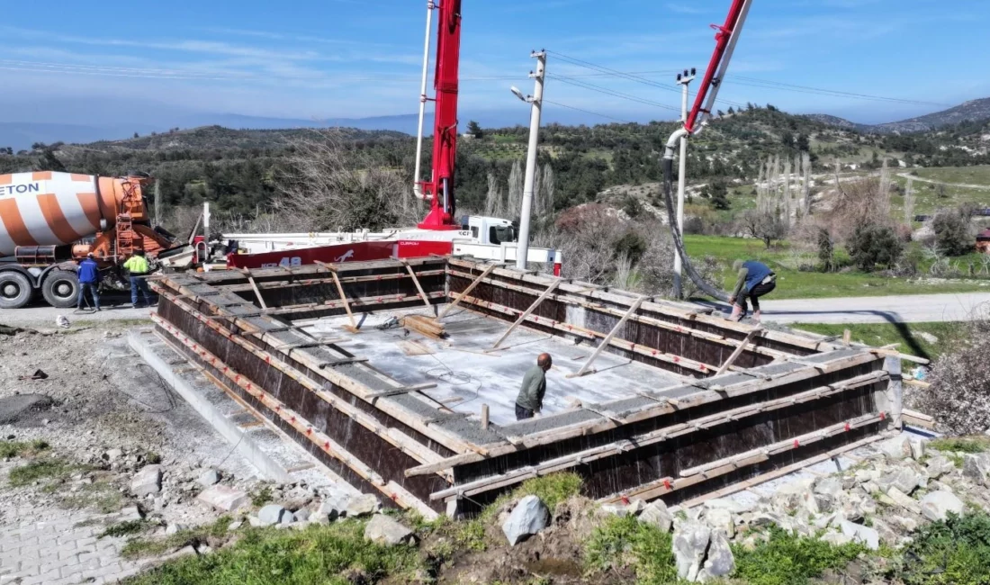 Manisa Büyükşehir Belediyesi, Kırkağaç ilçesi Çaltıcak Mahallesi’nde vatandaşların kendi imkanlarıyla