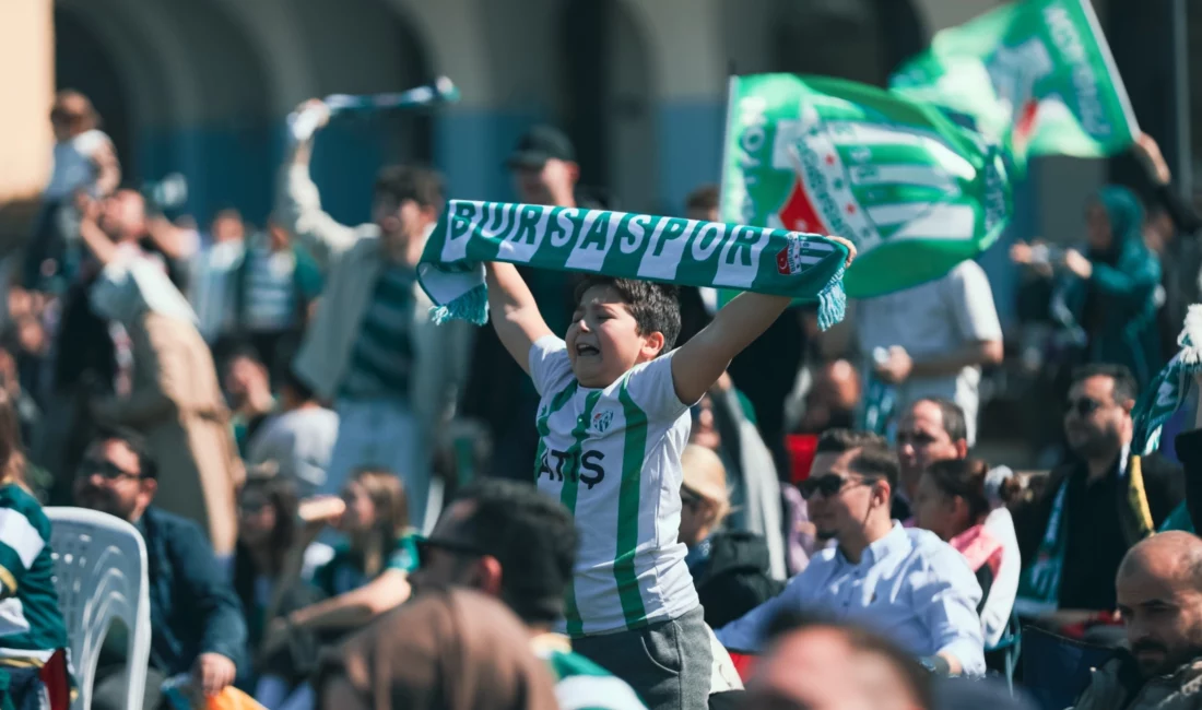 Bursaspor’un TFF 2. Lig’de Ankara Demirspor ile Eskişehir'de oynadığı karşılaşma,