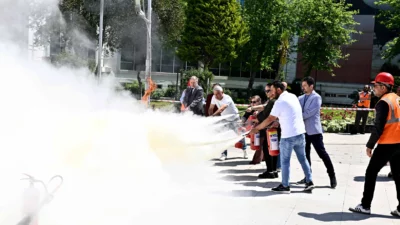 Antalya Muratpaşa Belediyesi Afet İşleri Müdürlüğü, belediyenin ana hizmet binasında