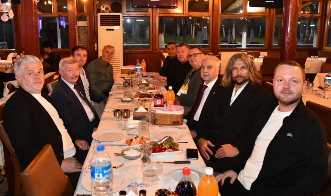 Edirne Süper Amatör Lig’de fırtına gibi eserek şampiyonluk ipini göğüsleyen