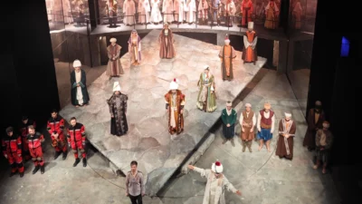 Kocaeli Büyükşehir Belediyesi’ne bağlı Şehir Tiyatroları, Osmanlı’nın büyük mimarı Mimar