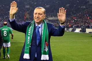 Cumhrubaşkanı Recep Tayyip Erdoğan, TFF 1. Lig’e yükselen Bursaspor ve
