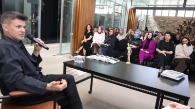 Kocaeli Büyükşehir Belediyesi bünyesinde hizmet veren Moda Akademisi, kariyer günleri