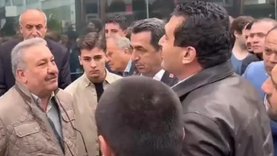 Ağrılı iş insanı ve siyasetçi İbrahim Varol, CHP Genel Merkezi