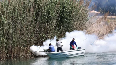 Antalya Büyükşehir Belediyesi, halk sağlığını korumak amacıyla kent genelinde yürüttüğü