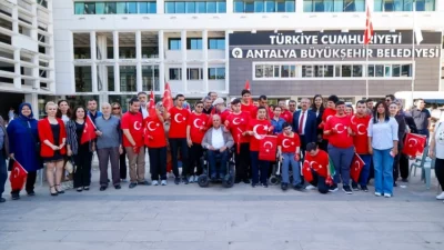 Antalya Büyükşehir Belediyesi, 10-16 Mayıs Engelliler Haftası kapsamında bir günlük