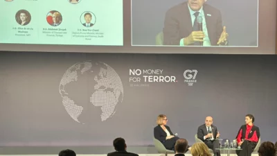 Hazine ve Maliye Bakanı Mehmet Şimşek, Paris’te düzenlenen “No Money
