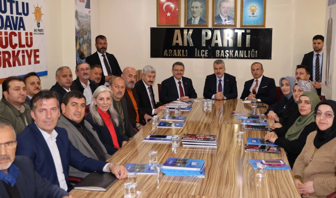 Trabzon Büyükşehir Belediye Başkanı Ahmet Metin Genç, AK Parti Araklı
