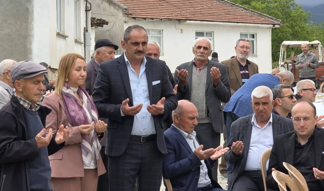 Bilecik’in Pazaryeri ilçesine bağlı Beşikli Mahallesi’nde düzenlenen geleneksel Hıdırellez ve