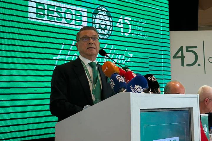 Bursa Esnaf ve Sanatkarlar Odaları Birliği seçimlerinde mevcut başkan Fahrettin