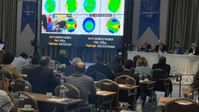 Bursa'da Osmangazi Göz Hastanesi’nin ev sahipliğinde düzenlenen 4. Canlı Cerrahi