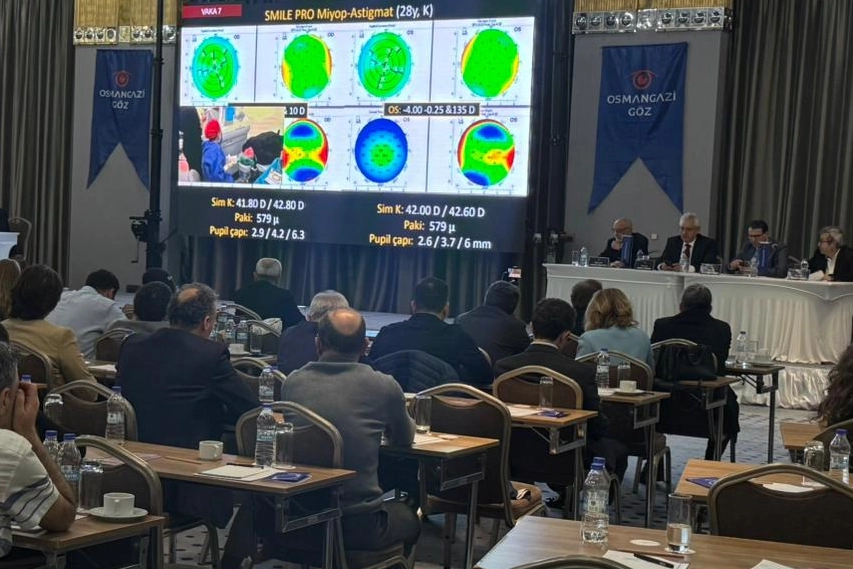 Bursa'da Osmangazi Göz Hastanesi’nin ev sahipliğinde düzenlenen 4. Canlı Cerrahi