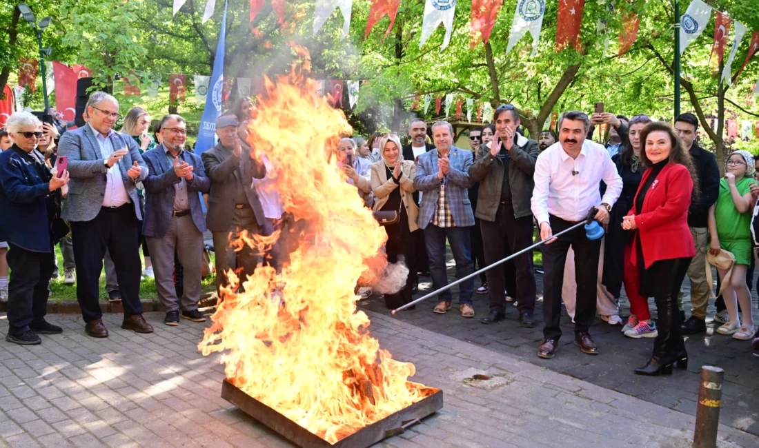 Bursa Yıldırım Belediyesi tarafından düzenlenen geleneksel Hıdırellez Şenlikleri, Karaağaç Mahallesi