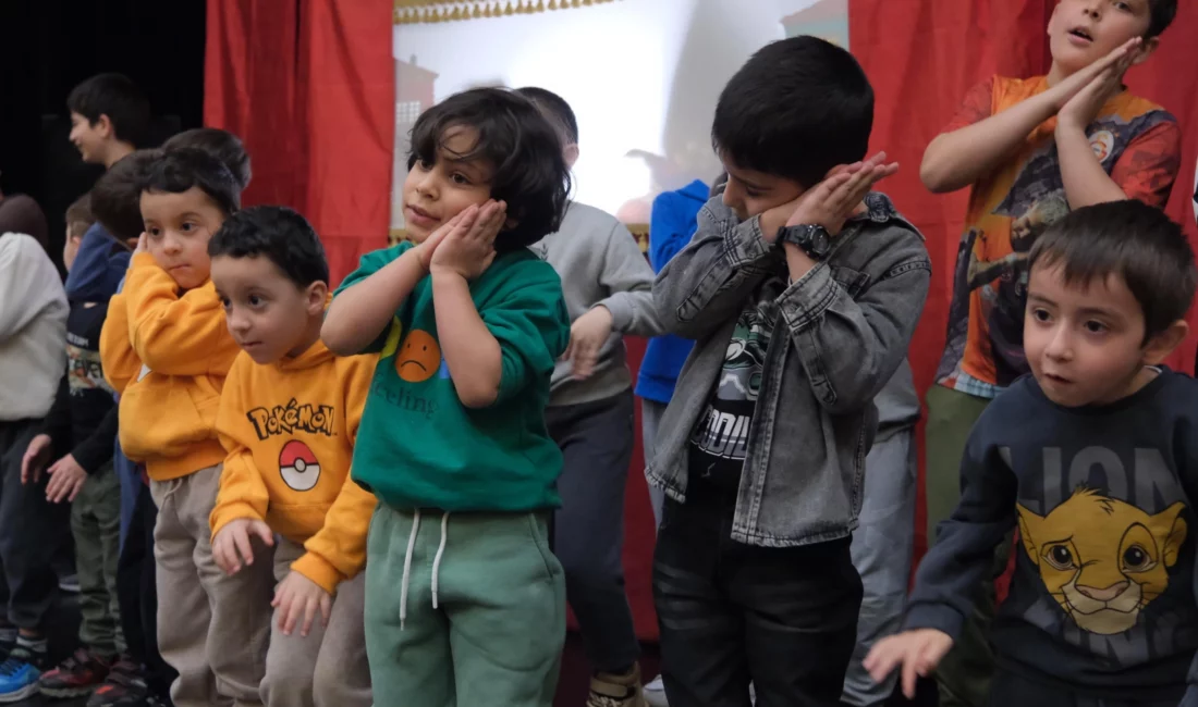 Bursa'da Yıldırım Belediyesi, çocukların kültür ve sanatla iç içe büyümesi