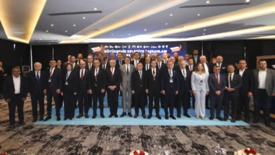 Türkiye Belediyeler Birliği (TBB) ve Mersin Büyükşehir Belediye Başkanı Vahap