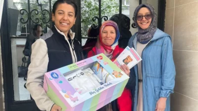 Çorum Belediyesi, “Hoş Geldin Bebek” hizmeti ile yeni doğum yapan
