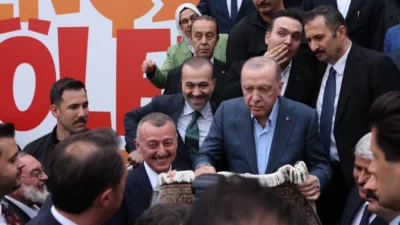 Cumhurbaşkanı Recep Tayyip Erdoğan, yapımı devam eden Kocaelispor Müzesi için