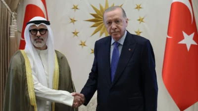 Cumhurbaşkanı Recep Tayyip Erdoğan, Kuveyt Dışişleri Bakanı Cerrah el-Ahmed es-Sabah'ı