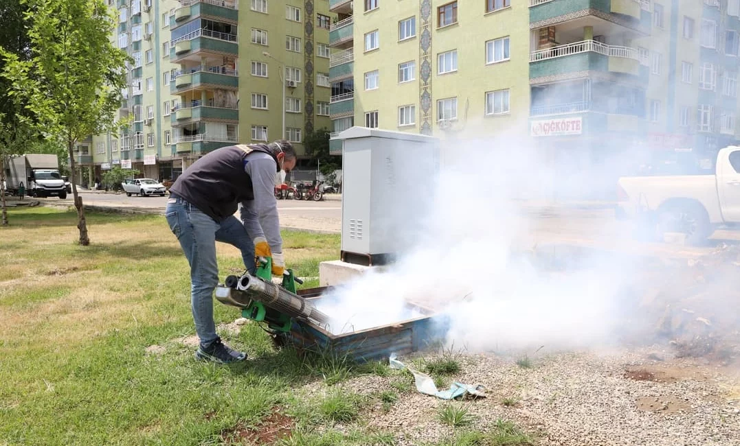 Diyarbakır Büyükşehir Belediyesi, ilkbahar ve yaz döneminde halk sağlığını korumak