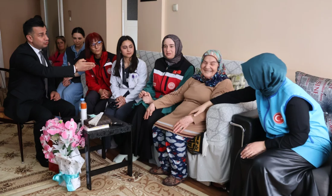 Erzurum’da Kurban Bayramı öncesi yalnız yaşayan yaşlı vatandaşlar unutulmadı. “Çınarlarımızla