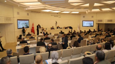 Gaziantep Büyükşehir Belediyesi Meclisi, 14 Mayıs Dünya Çiftçiler Günü’nü çiftçilerle