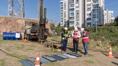 İzmir Büyükşehir Belediyesi, afetlere dirençli kent hedefi kapsamında Konak ve