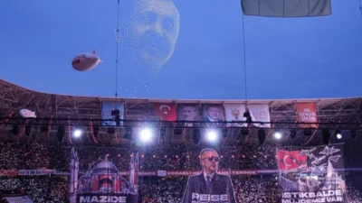 Cumhurbaşkanı Recep Tayyip Erdoğan, AK Parti Genel Merkez Gençlik Kolları