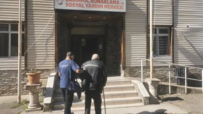 Kocaeli Büyükşehir Belediyesi, Gebze’de tek başına ve sağlıksız koşullarda yaşamını