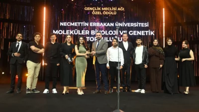 Konya Büyükşehir Belediyesi Gençlik Meclisi tarafından şehirdeki üniversite öğrenci topluluklarının