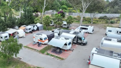 Antalya Büyükşehir Belediyesi tarafından Konyaaltı’nda hizmete sunulan Karavan Park, yoğun