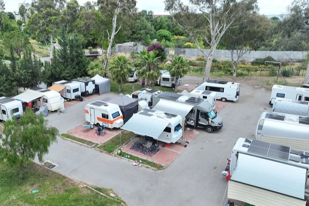 Antalya Büyükşehir Belediyesi tarafından Konyaaltı’nda hizmete sunulan Karavan Park, yoğun