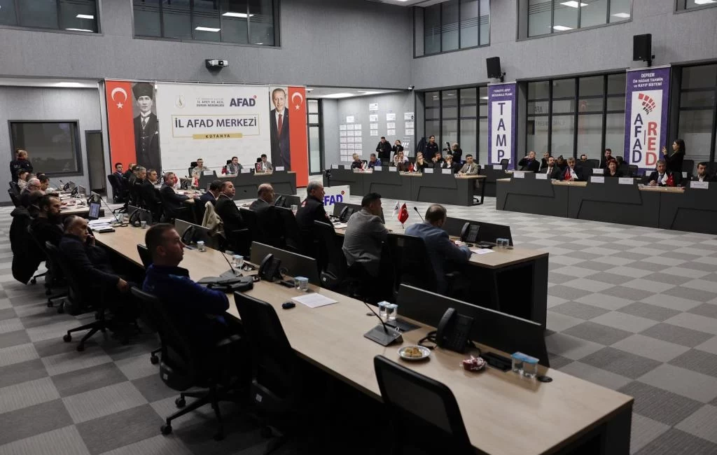 Kütahya’da düzenlenen İl Afet ve Acil Durum Koordinasyon Kurulu Toplantısı’nda
