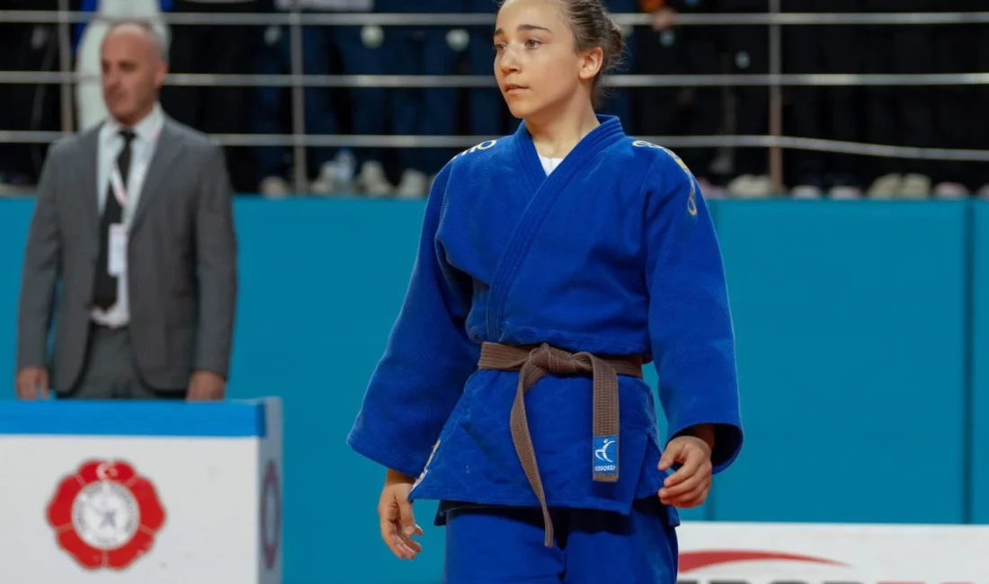 Karaman’da düzenlenen Spor Toto Minikler Türkiye Judo Şampiyonası’nda altın madalya