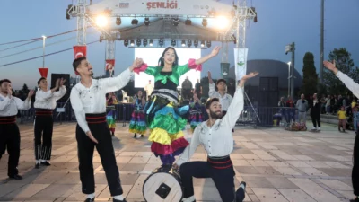Baharın müjdecisi, bolluk ve bereketin simgesi olan Hıdırellez, Osmangazi’de binlerce