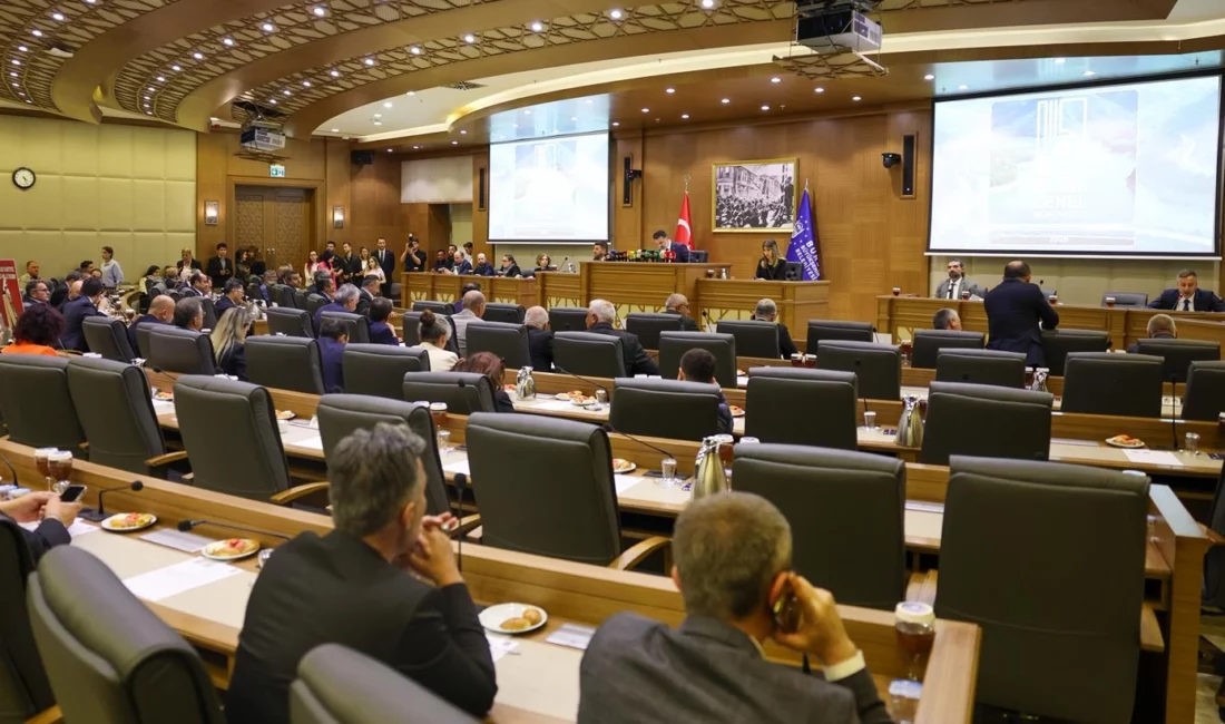 Bursa Büyükşehir Belediyesi Meclis Toplantı Salonu’nda gerçekleştirilen BUSKİ Genel Kurulu’nda,