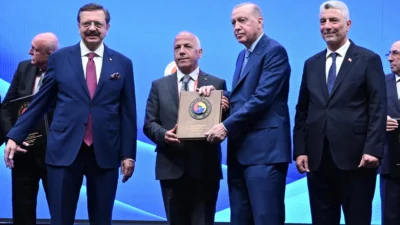 Cumhurbaşkanı Recep Tayyip Erdoğan'ın katılımıyla dün TOBB'da düzenlenen törende, Artvin
