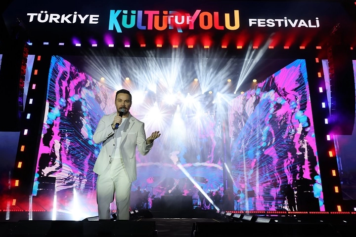 Eskişehir Kültür Yolu Festivali’nin kapsamında festivalin ikinci gününde sahne alan