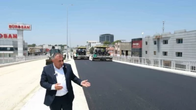 Adana Büyükşehir Belediyesi, kentin önemli sorunlarını azaltan çalışmalarına her geçen