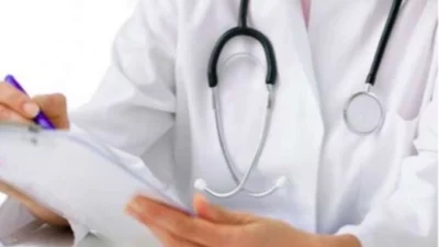 Türk Tabipleri Birliği, özel sağlık kuruluşlarında yaklaşık 30 bin hekimi