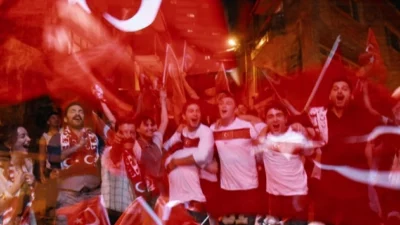 atv’nin Pazartesi akşamı ekran yolculuğuna başlayacak yeni dizisi Altı Üstü